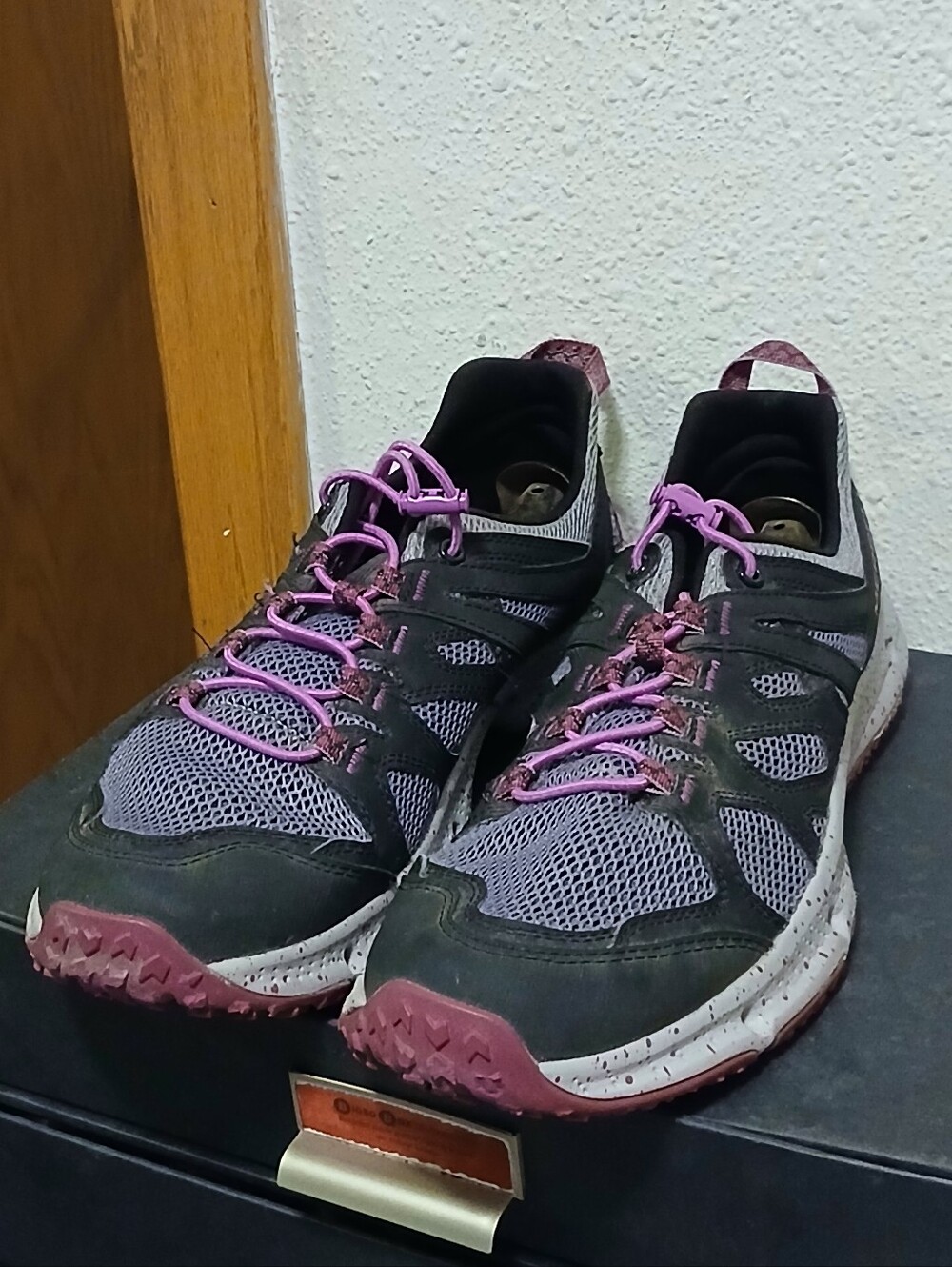 Merrell Select Grip Black Purple Bungee Hiking Shoes Women's Sz 10 Outdoor Trail